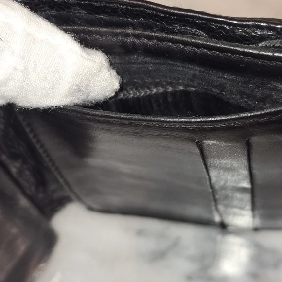 Chanel Black Caviar Timeless CC Compact Wallet (With COA) - Picture 8 of 11